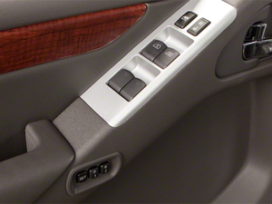 2012 Nissan Pathfinder SV