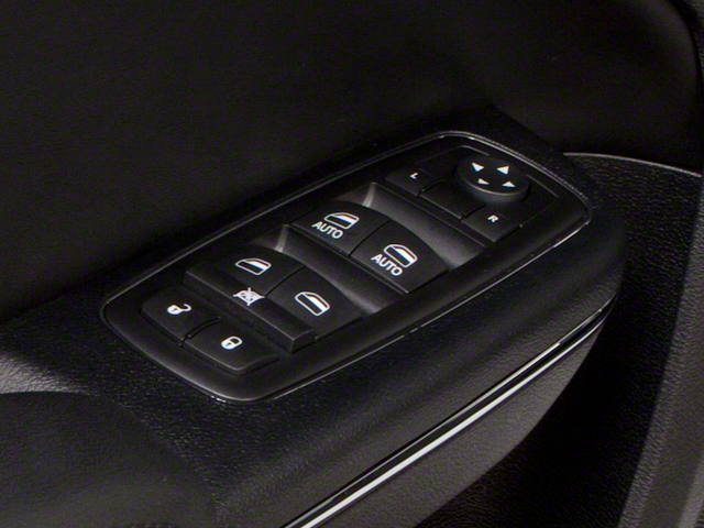 2011 Dodge Charger SE