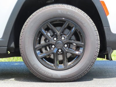 2024 Jeep Grand Cherokee Laredo X 4x4