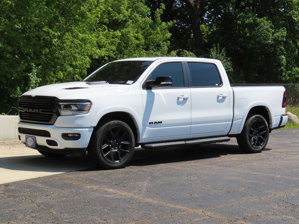 2022 RAM 1500 Laramie Crew Cab 4x4 5'7" Box