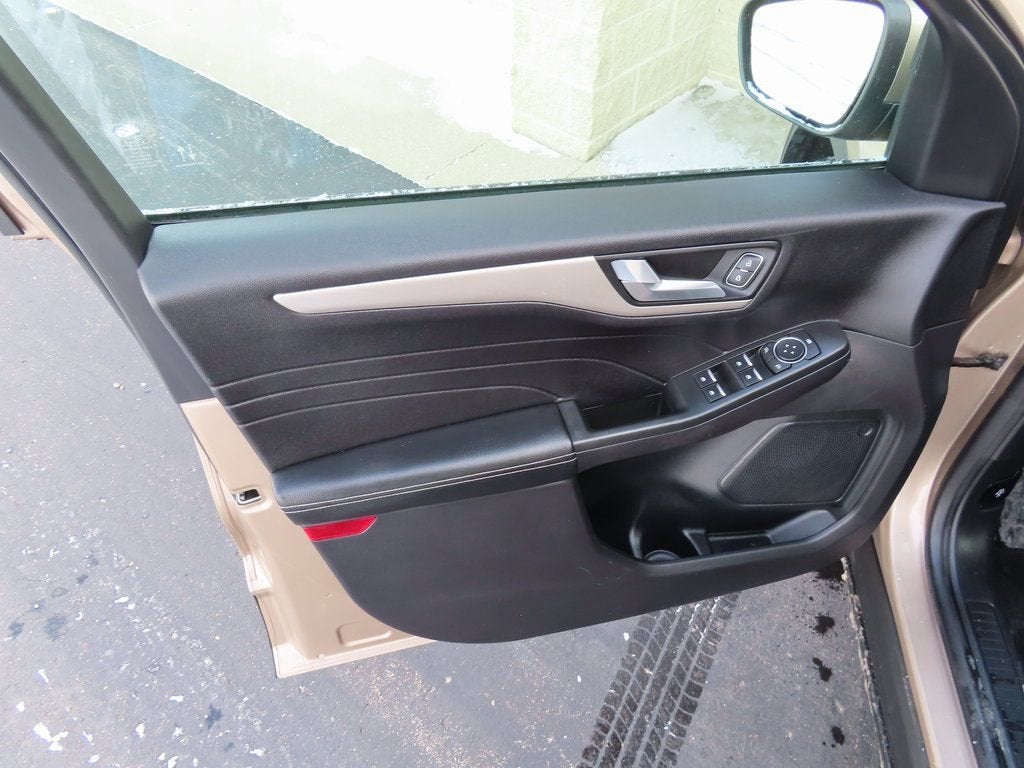 2021 Ford Escape SE