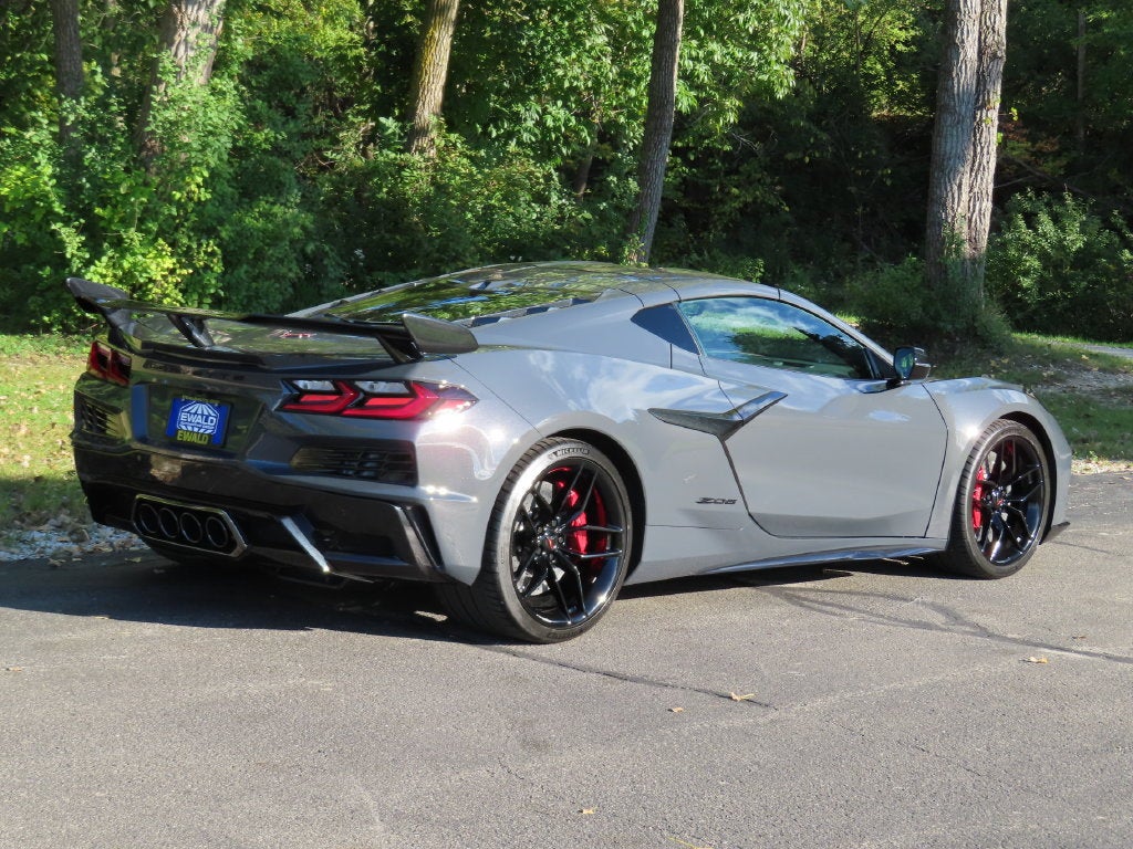 2027 Chevrolet Corvette Z06 2LZ