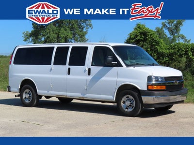 2017 Chevrolet Express Passenger 3500 LT