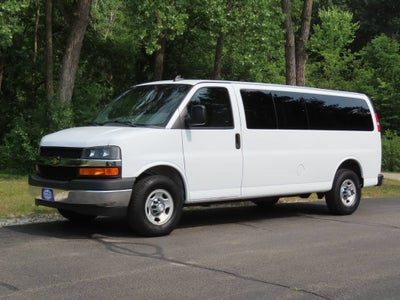 2017 Chevrolet Express Passenger 3500 LT
