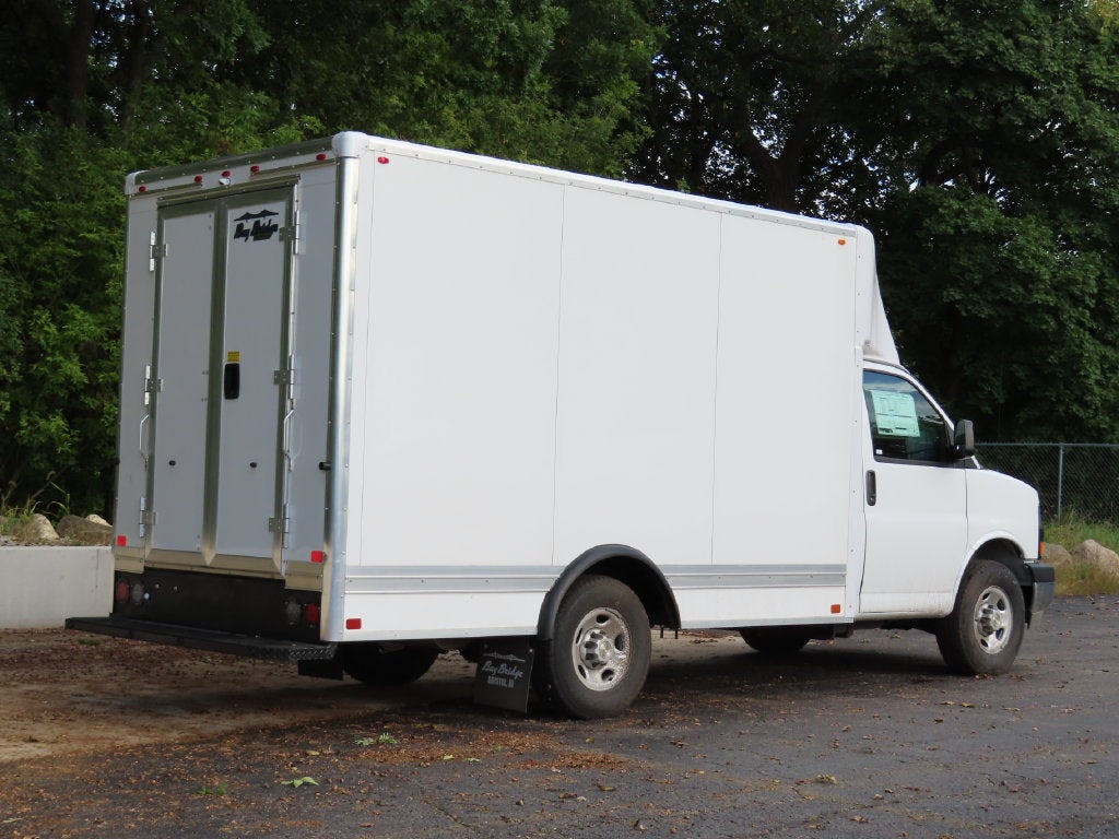 2026 Chevrolet Express Cutaway 3500 1WT