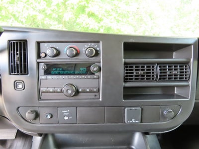 2026 Chevrolet Express Cutaway 3500 1WT