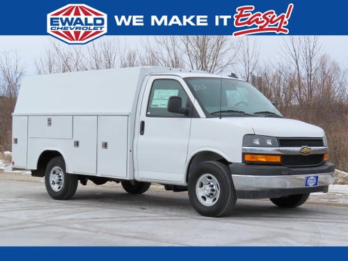 2025 Chevrolet Express Cutaway 3500 1WT