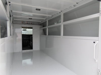 2025 Chevrolet Express Cutaway 3500 1WT