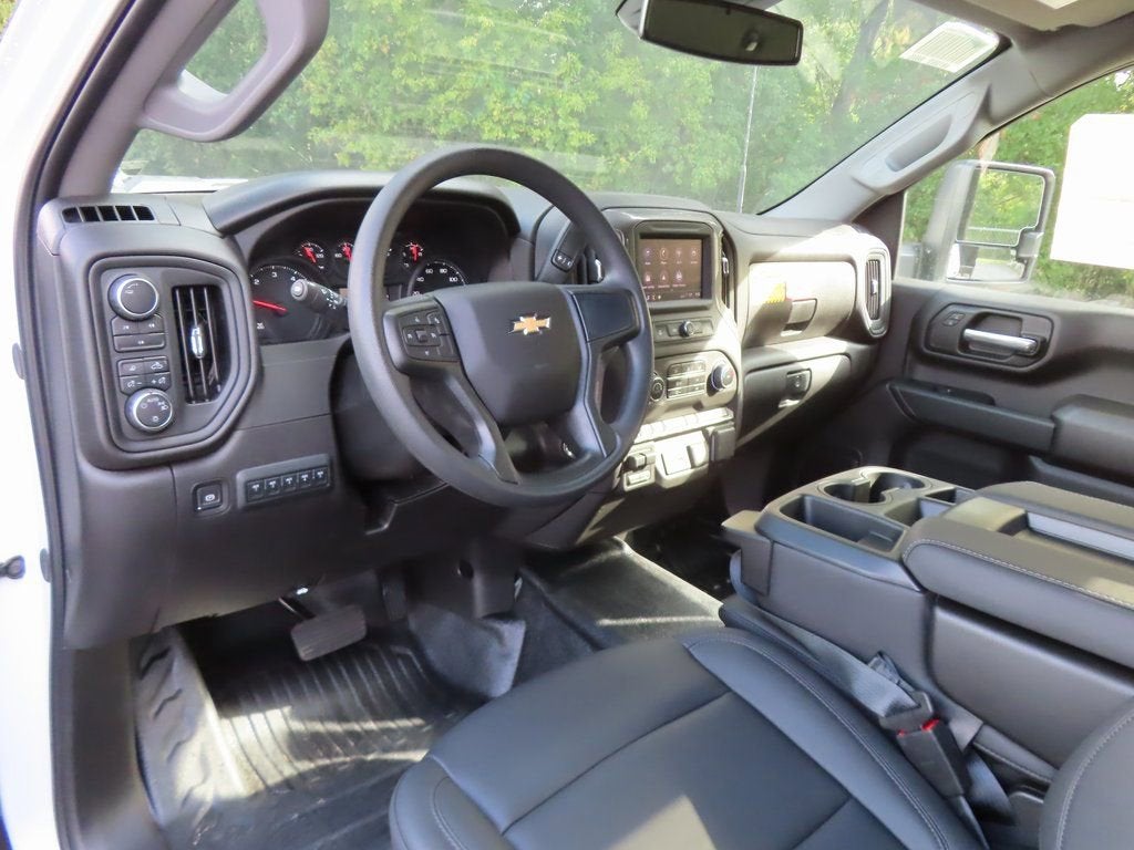 2025 Chevrolet Silverado 3500 HD Chassis Cab Work Truck