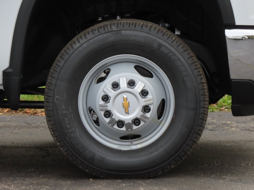 2025 Chevrolet Silverado 3500 HD Chassis Cab Work Truck