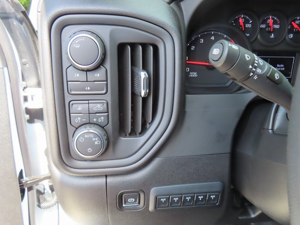 2025 Chevrolet Silverado 3500 HD WT DRW