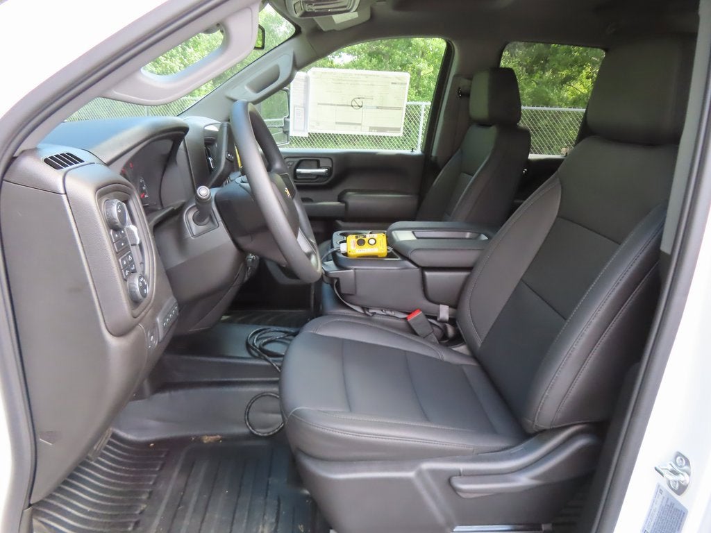 2025 Chevrolet Silverado 3500 HD WT DRW