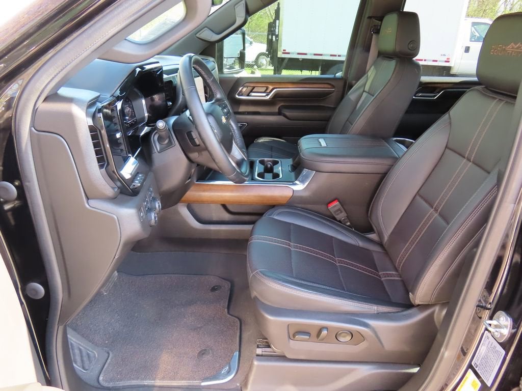 2024 Chevrolet Silverado 3500 HD High Country