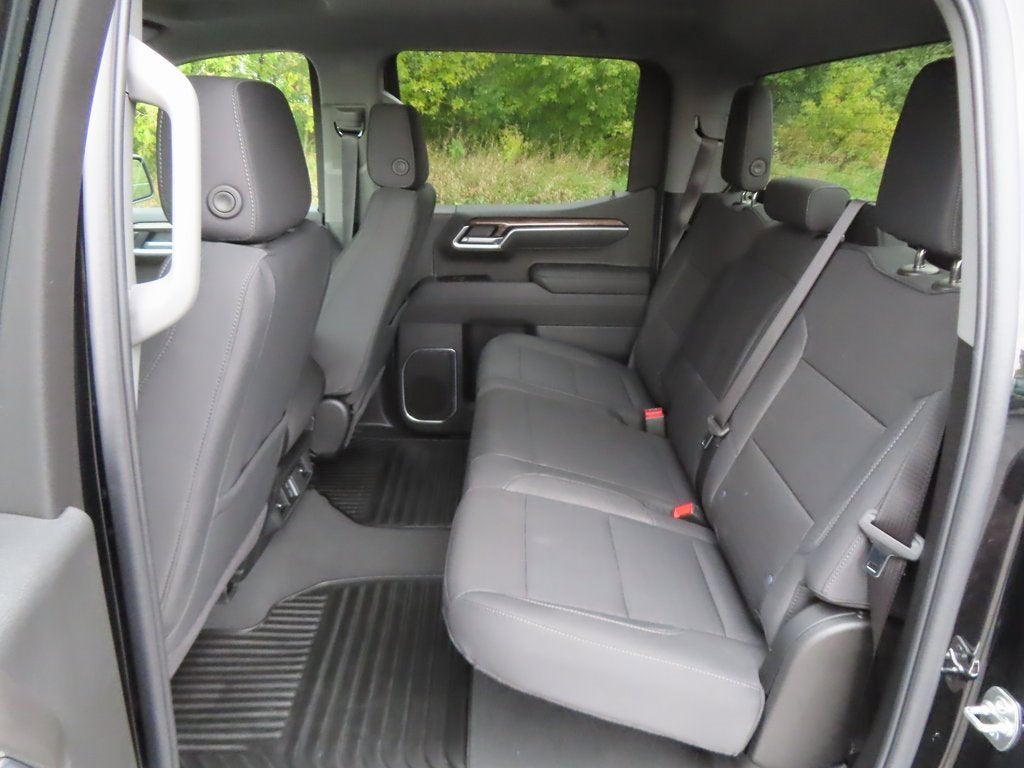 2025 Chevrolet Silverado 1500 LT (2FL)