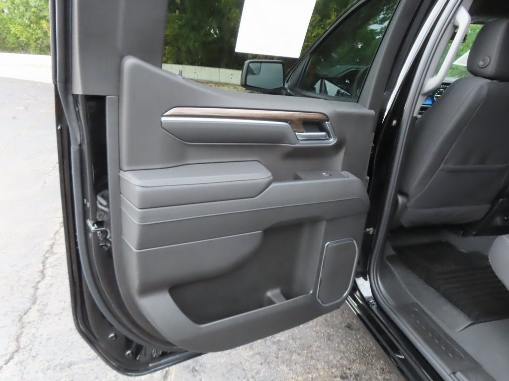 2025 Chevrolet Silverado 1500 LT (2FL)