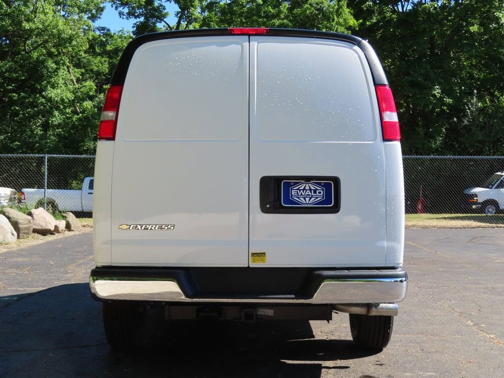 2026 Chevrolet Express Cargo WT