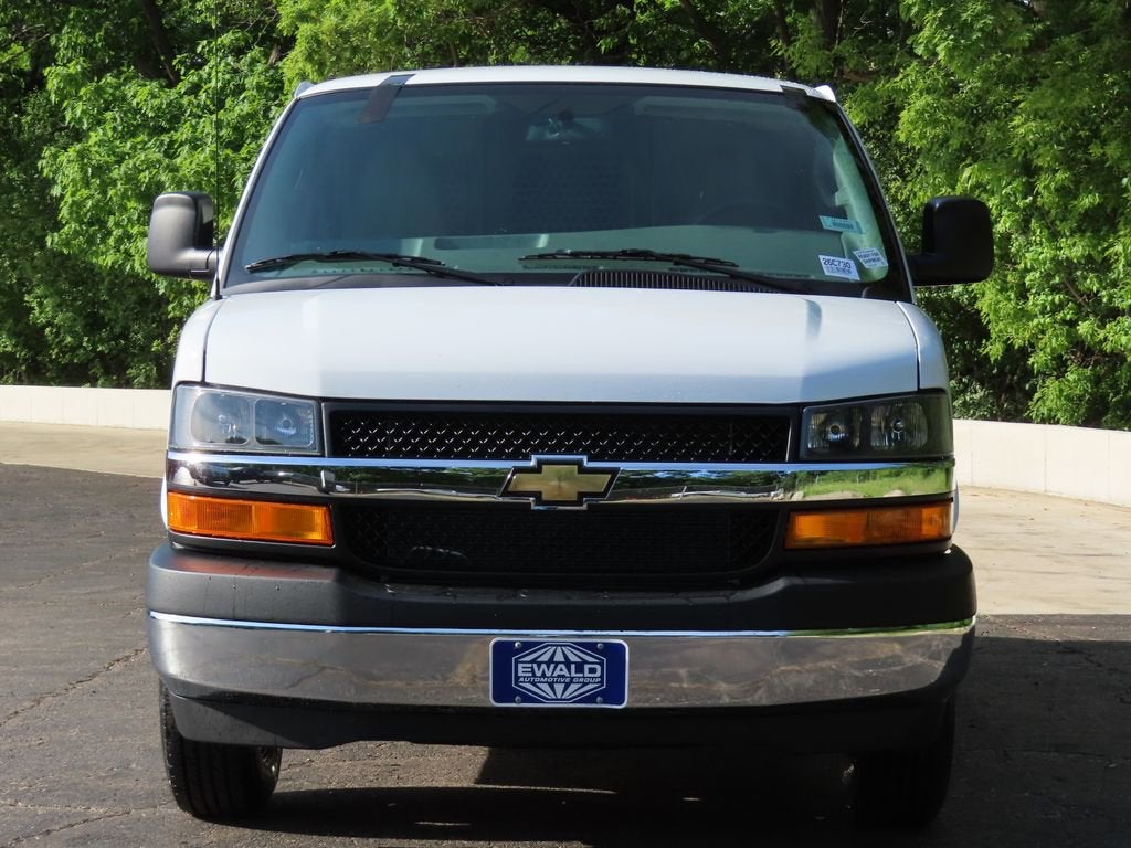 2026 Chevrolet Express Cargo WT