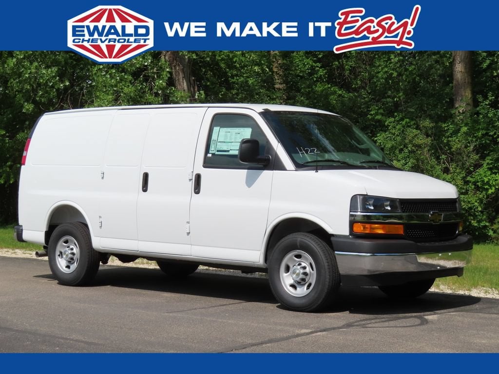 2026 Chevrolet Express Cargo WT