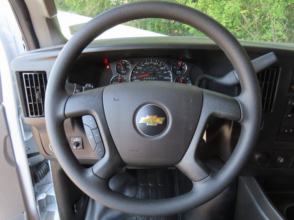 2025 Chevrolet Express Cargo 2500 WT