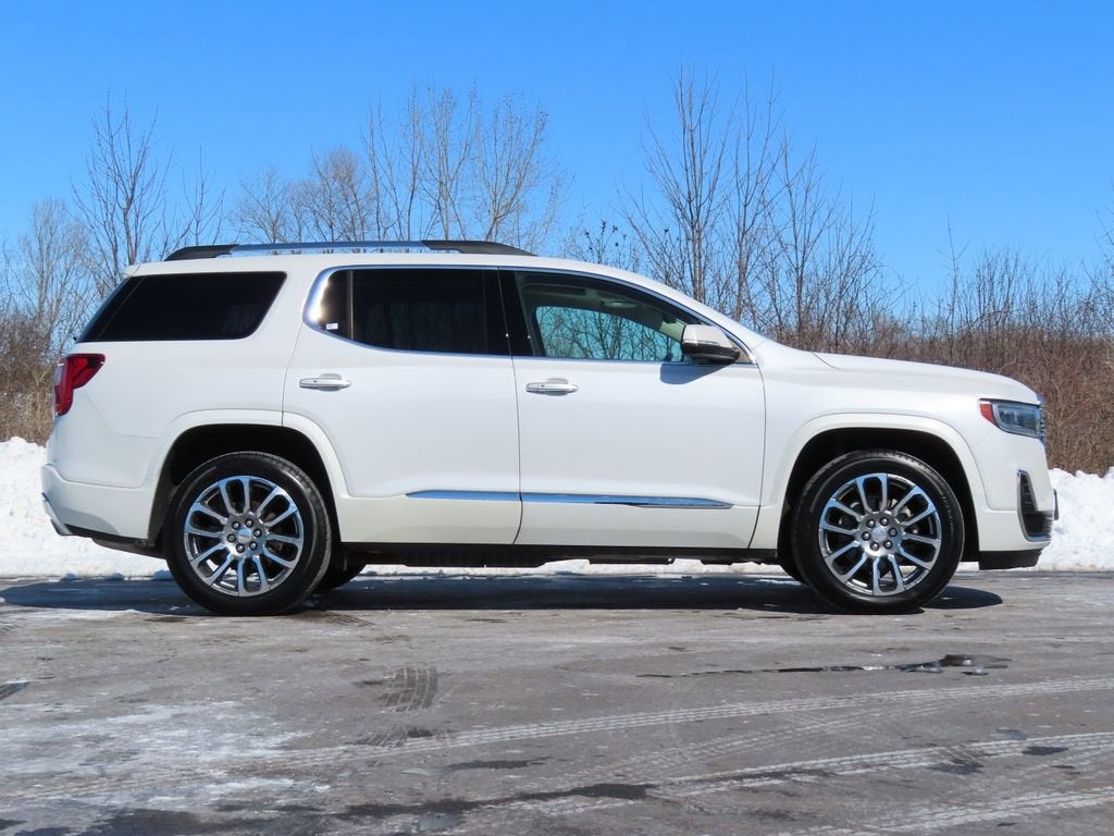 2022 GMC Acadia Denali