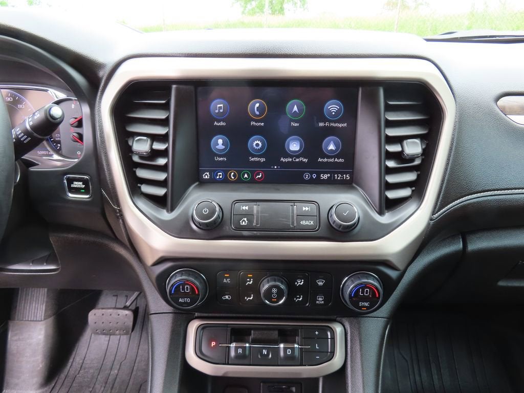 2023 GMC Acadia Denali