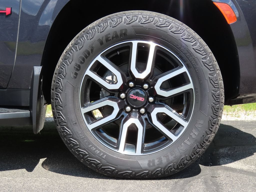 2024 GMC Yukon AT4