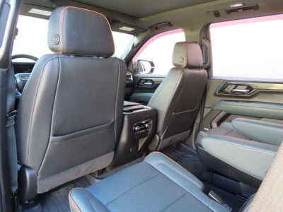 2025 GMC Yukon AT4