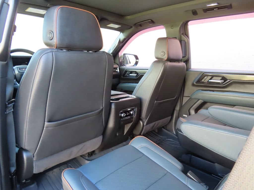 2025 GMC Yukon AT4
