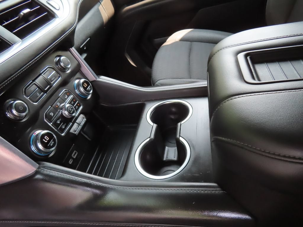 2024 GMC Yukon XL SLE