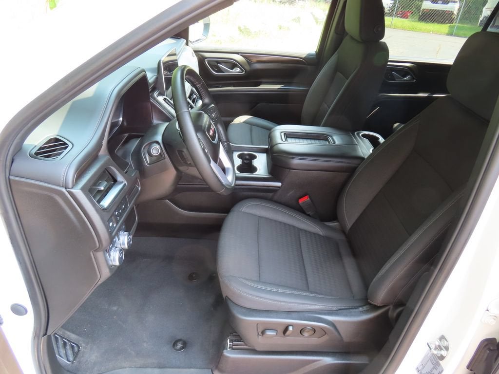 2024 GMC Yukon XL SLE