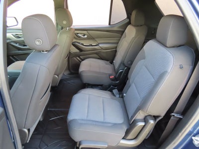 2022 Chevrolet Traverse LT Cloth