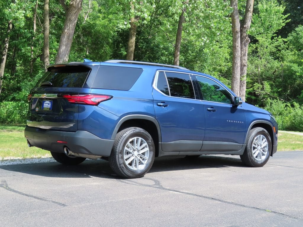 2022 Chevrolet Traverse LT Cloth