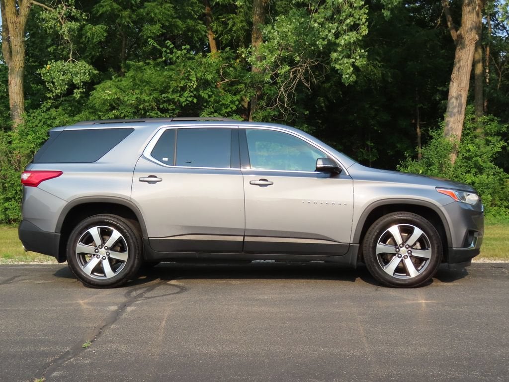 2021 Chevrolet Traverse LT Leather
