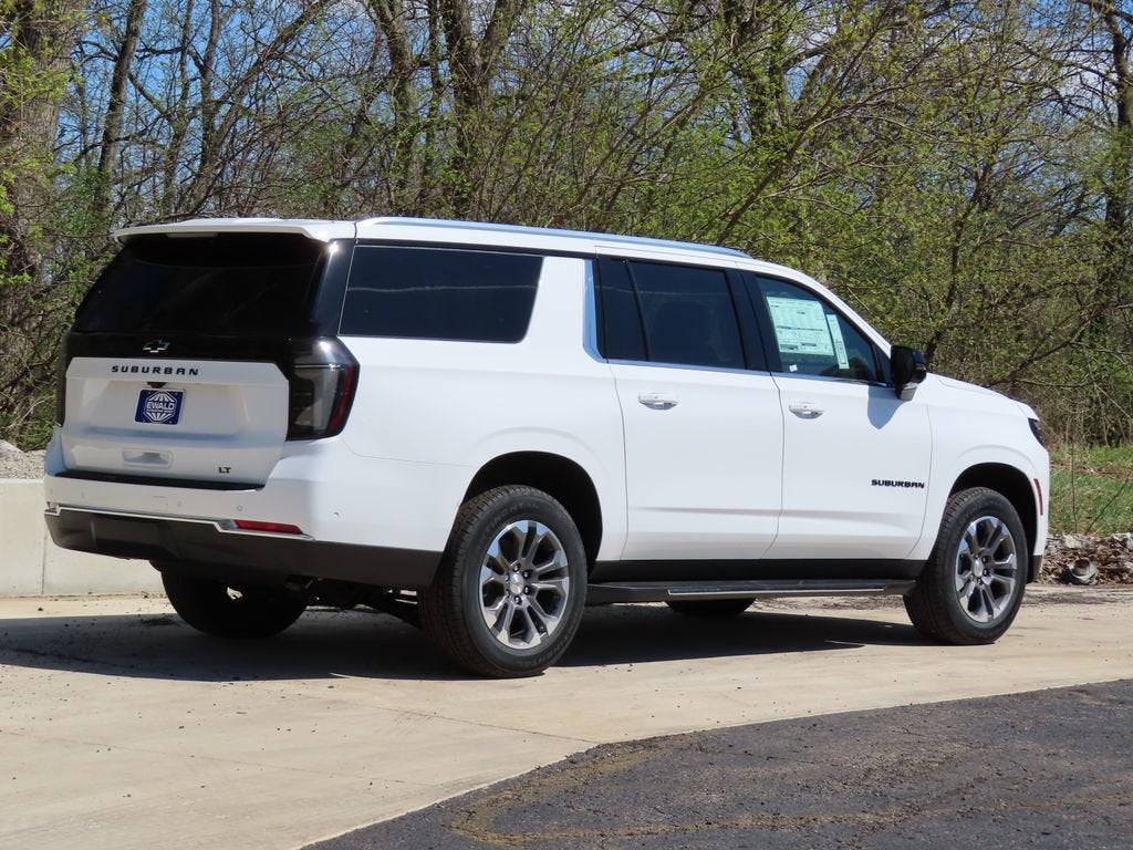 2026 Chevrolet Suburban LT