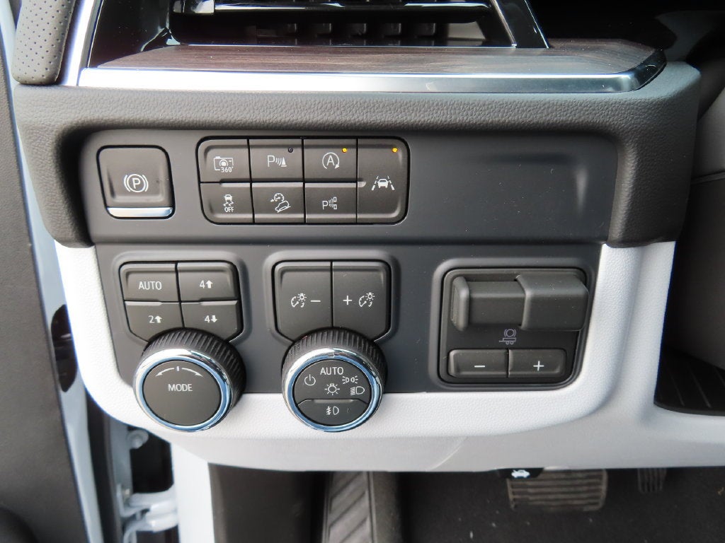 2027 Chevrolet Tahoe Premier