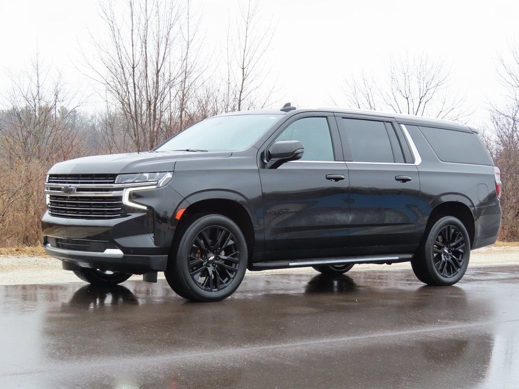 2022 Chevrolet Suburban LT