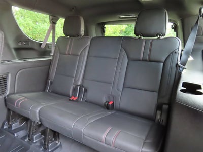 2022 Chevrolet Suburban RST