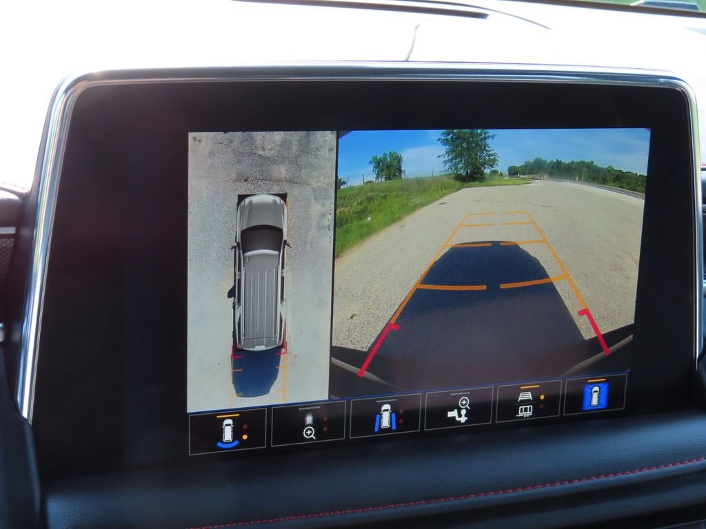 2024 Chevrolet Suburban RST