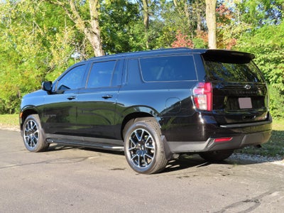 2024 Chevrolet Suburban RST