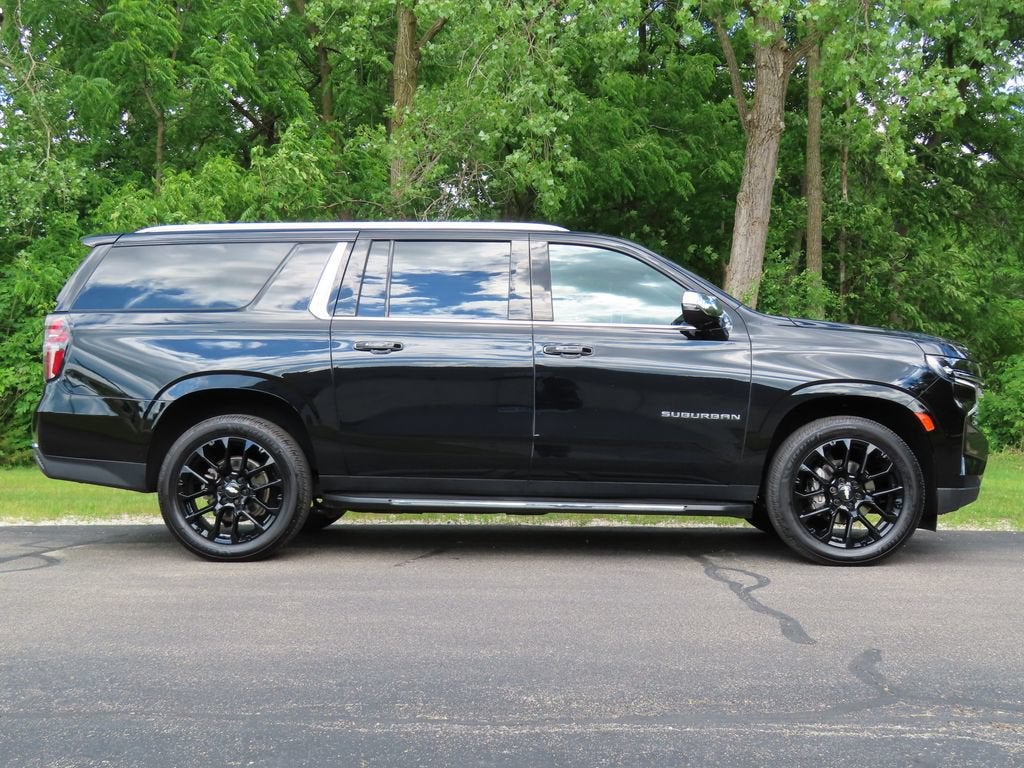 2023 Chevrolet Suburban Premier