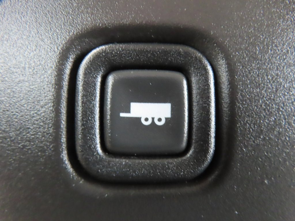 2023 GMC Savana Cargo 2500 Work Van