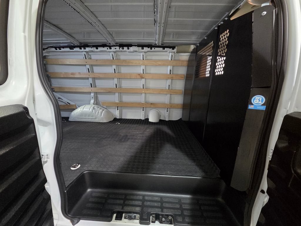 2024 GMC Savana Cargo 2500 Work Van