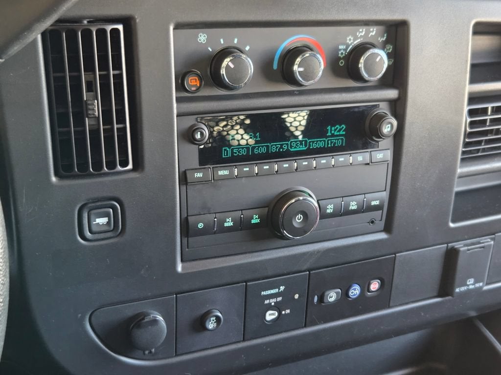 2024 GMC Savana Cargo 2500 Work Van