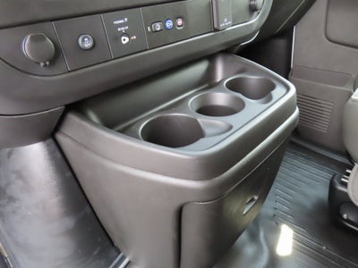 2025 Chevrolet Express Cutaway 3500 1WT