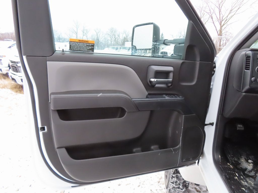 2024 Chevrolet Silverado 5500 HD Work Truck