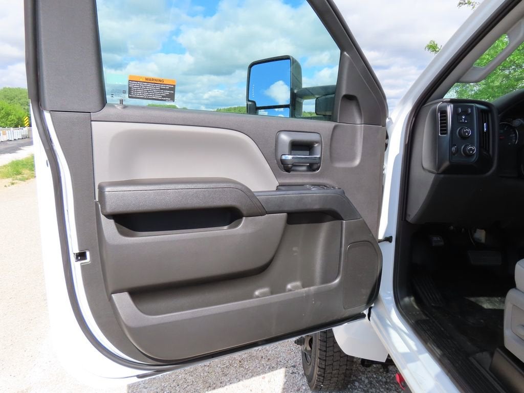 2026 Chevrolet Silverado 6500 HD Work Truck