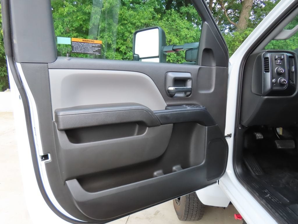 2026 Chevrolet Silverado 6500 HD Work Truck