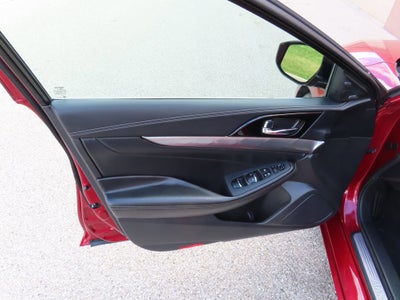 2023 Nissan Maxima SL