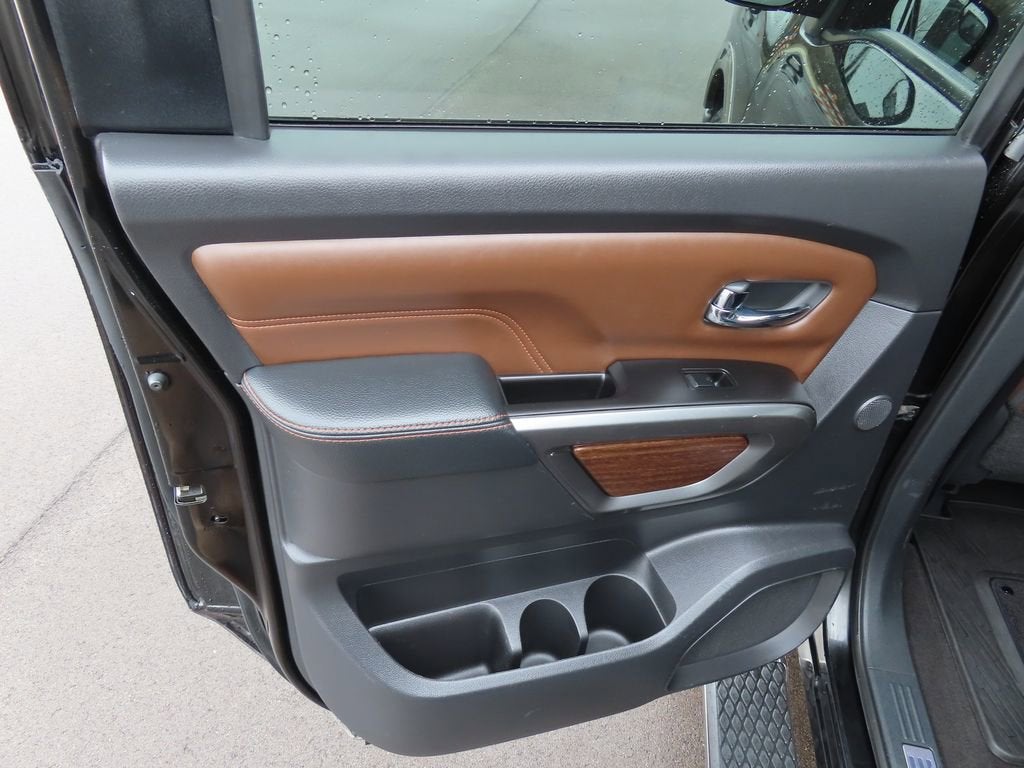 2018 Nissan TITAN Platinum Reserve