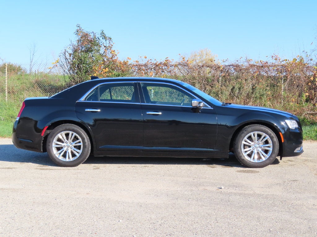 2015 Chrysler 300 300C